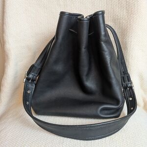 Vintage Coach Legacy Drawstring #9165, Does not include original strap